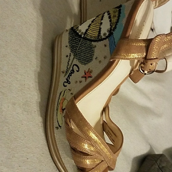 Cute Coach wedges - Picture 2 of 5